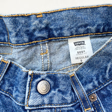 Load image into Gallery viewer, 90s Levi’s 550 jeans (Age 9)
