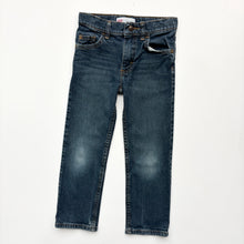 Load image into Gallery viewer, Wrangler jeans (Age 5)
