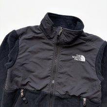 Load image into Gallery viewer, The North Face fleece (Age 7/8)

