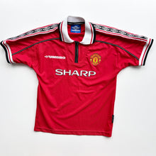 Load image into Gallery viewer, 1998/99 Manchester United kit (Age 10/12)
