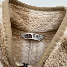 Load image into Gallery viewer, The North Face fleece (Age 7/8)

