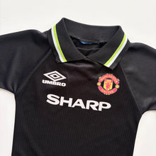 Load image into Gallery viewer, 1998/99 Manchester United jersey (Age 12/18m)
