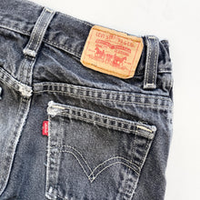 Load image into Gallery viewer, Levi’s 569 shorts (Age 6)
