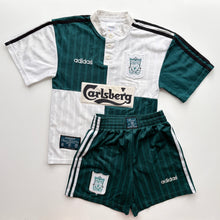 Load image into Gallery viewer, 1995/96 Liverpool ‘Robbie Fowler’ kit (Age 8/10)
