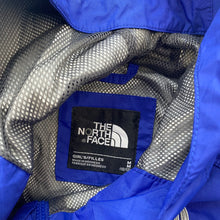 Load image into Gallery viewer, The North Face coat (Age 10/12)
