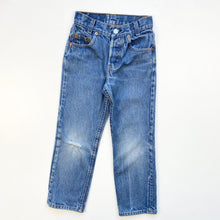 Load image into Gallery viewer, 90s Levi’s jeans - Paper Tag (Age 7)
