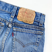 Load image into Gallery viewer, 90s Levi’s jeans - Paper Tag (Age 7)
