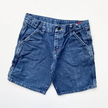 Load image into Gallery viewer, Wrangler carpenter shorts (Age 8)
