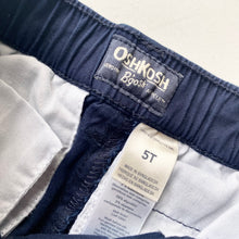 Load image into Gallery viewer, OshKosh trousers (Age 5)
