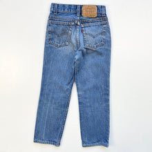 Load image into Gallery viewer, 90s Levi’s jeans - Paper Tag (Age 7)
