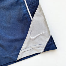 Load image into Gallery viewer, Nike shorts (Age 4)
