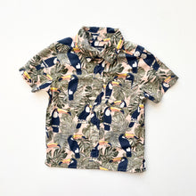 Load image into Gallery viewer, Hawaiian shirt (Age 5)
