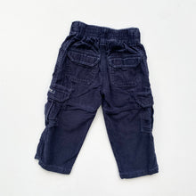 Load image into Gallery viewer, OshKosh corduroy trousers (Age 3)
