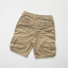 Load image into Gallery viewer, Ralph Lauren cargo shorts (Age 7)
