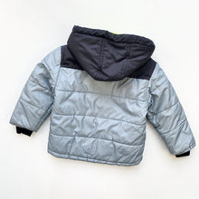 Load image into Gallery viewer, OshKosh coat (Age 4)
