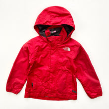 Load image into Gallery viewer, The North Face coat (Age 6)
