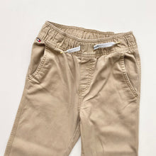 Load image into Gallery viewer, Tommy Hilfiger trousers (Age 8/10)
