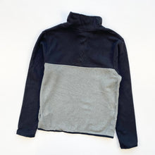 Load image into Gallery viewer, The North Face fleece (Age 10/12)
