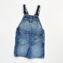 Load image into Gallery viewer, OshKosh dungaree shortalls (Age 5)
