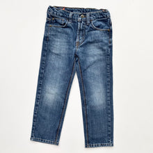 Load image into Gallery viewer, Wrangler jeans (Age 6)
