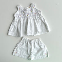 Load image into Gallery viewer, Vintage co-ord two piece (Age newborn)
