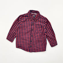 Load image into Gallery viewer, OshKosh shirt (Age 3)
