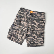 Load image into Gallery viewer, Lee cargo shorts (Age 10)
