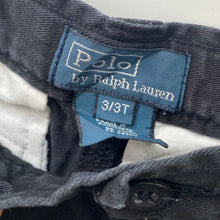 Load image into Gallery viewer, Ralph Lauren shorts (Age 3)
