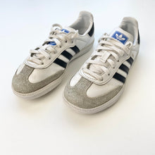Load image into Gallery viewer, Adidas Samba Trainers (Size 13K)
