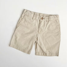 Load image into Gallery viewer, Ralph Lauren shorts (Age 4)
