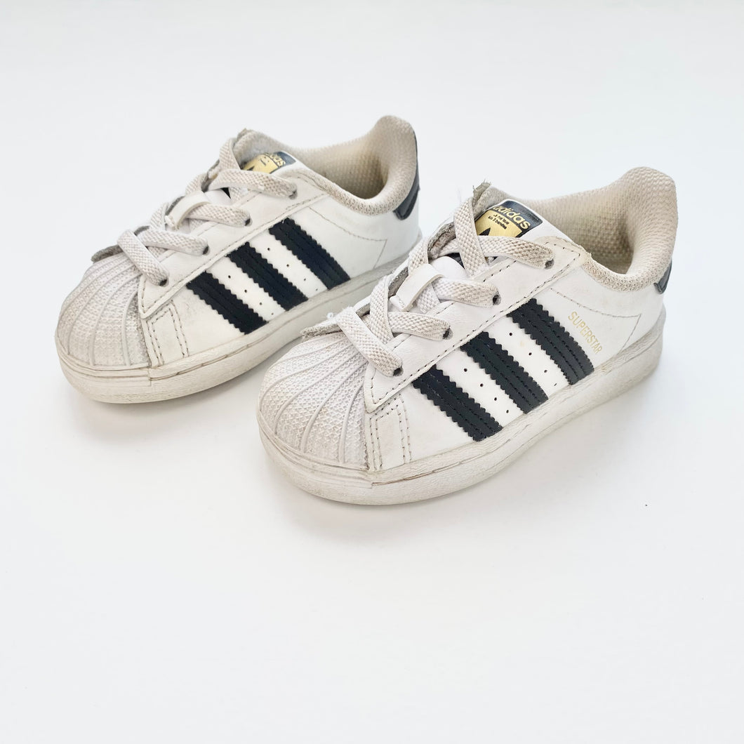 Adidas Originals Superstar Trainers (Size 5K)