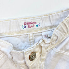 Load image into Gallery viewer, OshKosh jeans (Age 5)
