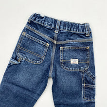 Load image into Gallery viewer, OshKosh jeans (Age 3)

