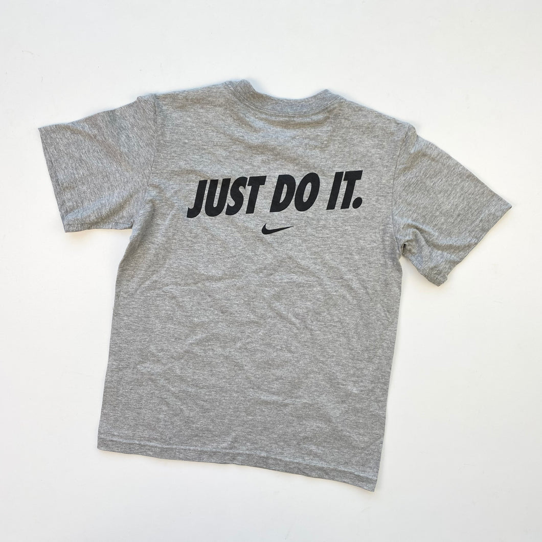 Nike basketball camp t-shirt (Age 8/10)