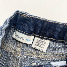 Load image into Gallery viewer, Calvin Klein jeans (Age 3)
