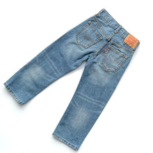 Load image into Gallery viewer, Levi’s 505 jeans (Age 5)
