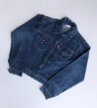 Load image into Gallery viewer, 90s Levi’s denim jacket (Age 9)
