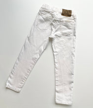 Load image into Gallery viewer, Ralph Lauren jeans (Age 5)
