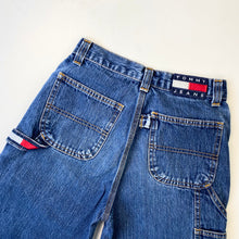 Load image into Gallery viewer, 90s Tommy Hilfiger carpenter shorts (Age 8)
