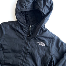 Load image into Gallery viewer, The North Face quilted coat (Age 7/8)
