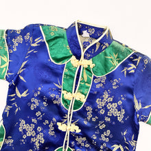 Load image into Gallery viewer, Vintage Chinese style brocade t-shirt (Age 9)
