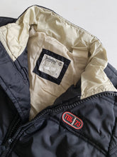 Load image into Gallery viewer, 90s Timberland puffa coat (Age 5)
