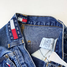 Load image into Gallery viewer, 90s Tommy Hilfiger carpenter shorts (Age 8)
