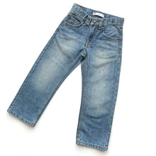Load image into Gallery viewer, Levi’s 505 jeans (Age 5)
