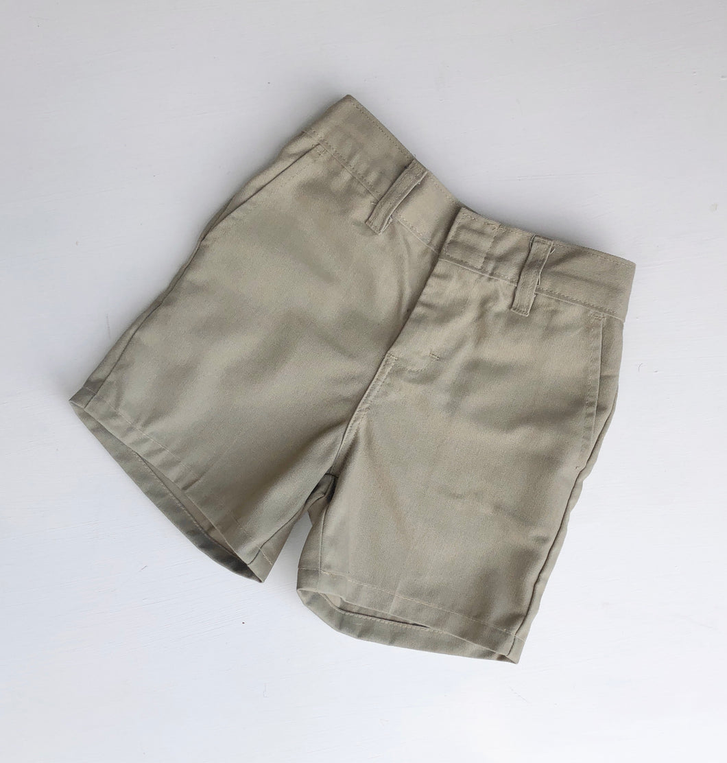 Dickies shorts (Age 6)