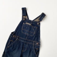 Load image into Gallery viewer, 90s Oshkosh dungarees (Age 4)
