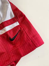 Load image into Gallery viewer, Nike shorts (Age 6)

