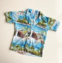 Load image into Gallery viewer, Hawaiian shirt (Age 8)
