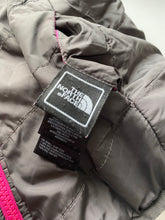 Load image into Gallery viewer, The North Face reversible coat (Age 6/7)
