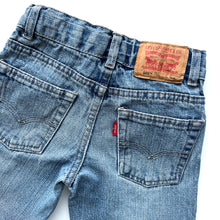 Load image into Gallery viewer, 90s Levi’s 549 jeans (Age 6)
